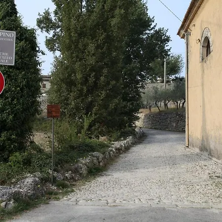 La Casa Nell'acropoli , Piano Terra
